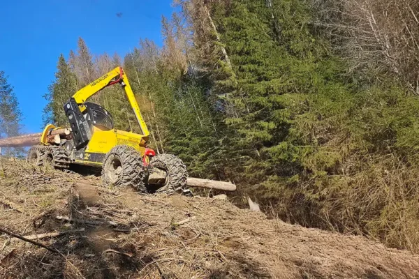 Harvestory Highlander